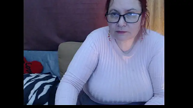 Snapshot of PlayfullMature chatting on April 30, 2026, 10:25 pm PlayfullMature online show from April 30, 2026, 10:25 pm