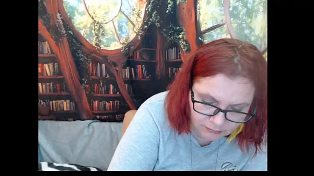 Snapshot of PlayfullMature chatting on May 29, 2026, 1:31 pm PlayfullMature online show from May 29, 2026, 1:31 pm