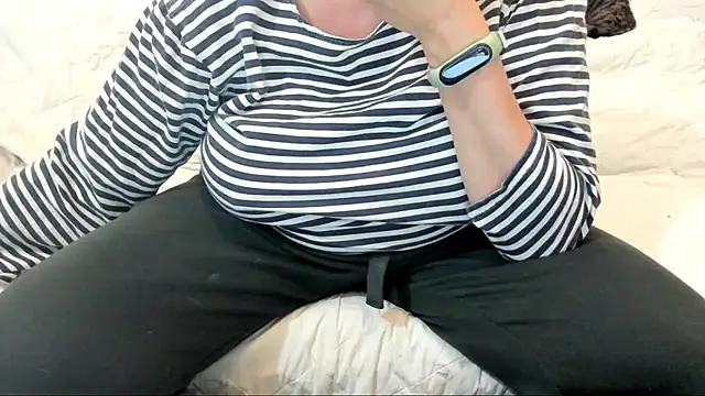 IsraeliMilf online show from March 8, 2025, 8:25 pm