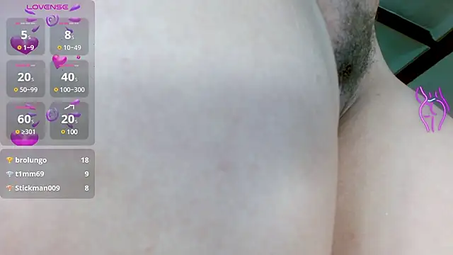 Eva Hoot online show from March 4, 2025, 4:30 pm