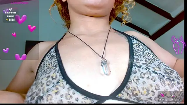 Eva Hoot online show from March 10, 2025, 1:32 pm