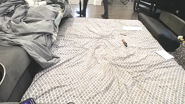 Snapshot of AssmannCD chatting on December 16, 2024, 8:05 pm AssmannCD online show from December 16, 2024, 8:05 pm