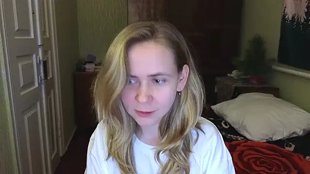 Riley Roo online show from December 27, 2024, 9:43 pm