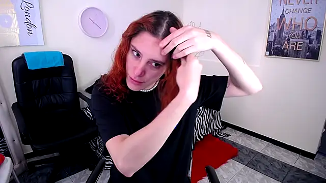 IsaBaileys  online show from March 15, 2025, 12:45 pm