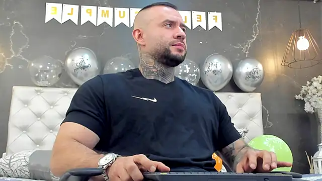 BruceDallas online show from December 18, 2024, 8:57 pm