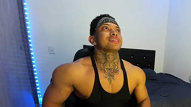 Stiven collins online show from March 6, 2025, 2:51 am