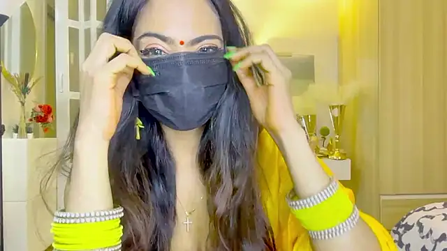 Monalisadon018 online show from March 24, 2026, 5:07 pm