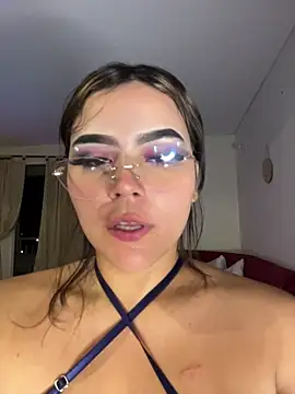 Chloemercury online show from December 2, 2025, 4:29 am