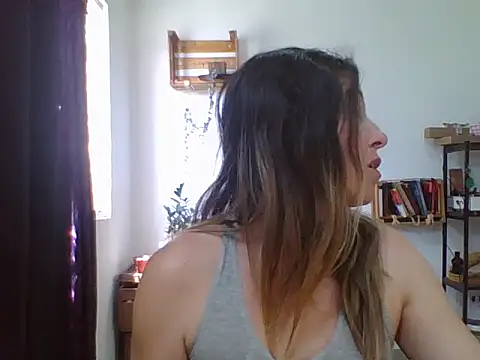 charlott ponce online show from March 10, 2026, 7:19 pm