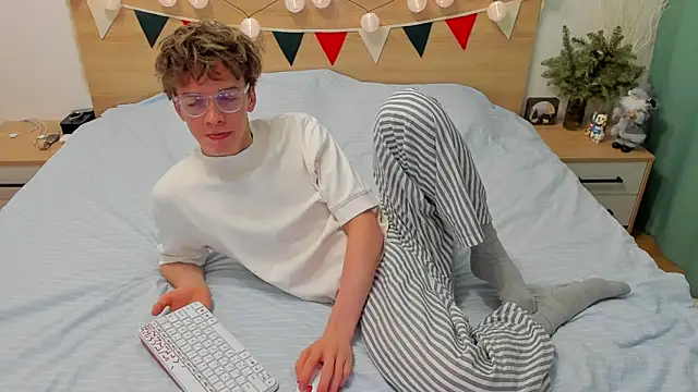 Fandi 777 online show from January 18, 2025, 12:26 pm