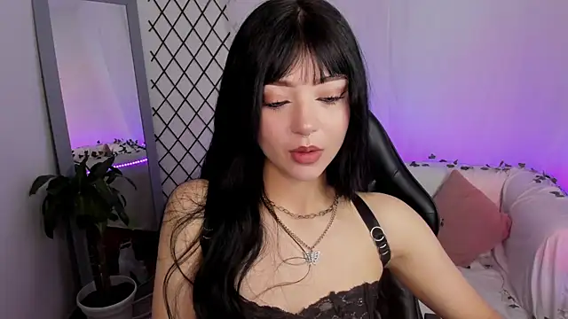  mia collins b  online show from May 14, 2026, 11:00 pm