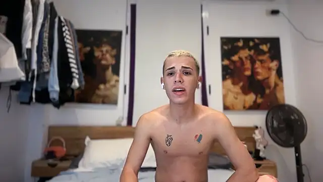 Snapshot of Cristian_Delgado chatting on January 18, 2026, 6:17 am Cristian Delgado online show from January 18, 2026, 6:17 am