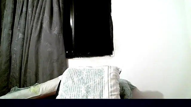 Snapshot of chicantonella chatting on January 25, 2025, 1:32 am chicantonella online show from January 25, 2025, 1:32 am