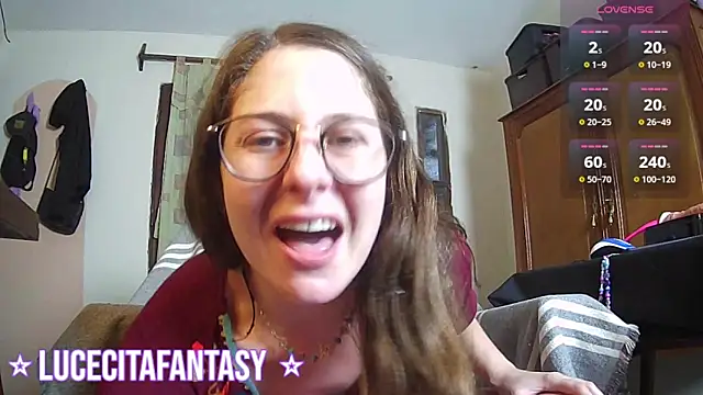 lucecitafantasy2 online show from February 10, 2026, 2:26 am