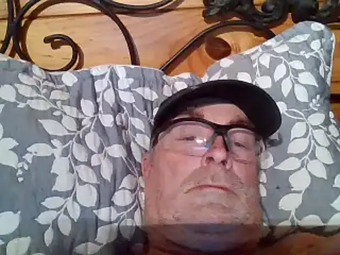 Snapshot of MatRat287 chatting on July 19, 2026, 5:16 pm MatRat287 online show from July 19, 2026, 5:16 pm
