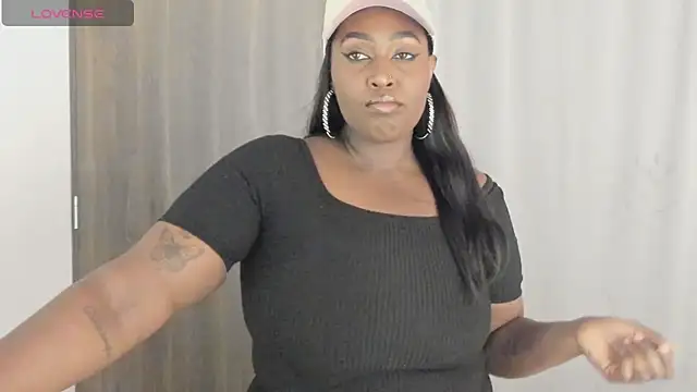 emilyrojas online show from February 25, 2025, 2:44 pm