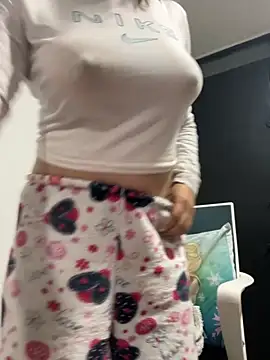 ruby santana777 online show from December 4, 2025, 1:48 am