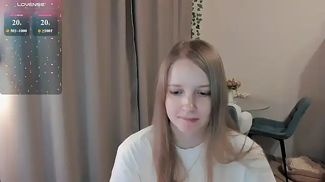 Snapshot of Alyaley chatting on July 4, 2026, 9:10 pm Alyaley online show from July 4, 2026, 9:10 pm