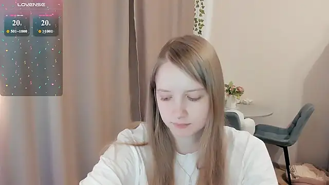 Snapshot of Alyaley chatting on July 6, 2026, 10:01 am Alyaley online show from July 6, 2026, 10:01 am