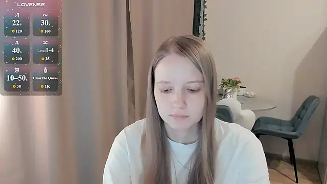 Snapshot of Alyaley chatting on July 17, 2026, 2:45 pm Alyaley online show from July 17, 2026, 2:45 pm