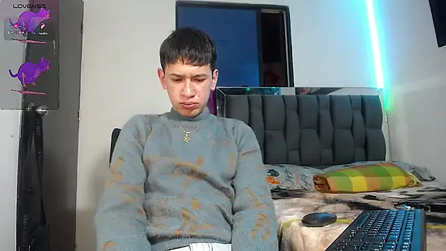 Snapshot of Mr_daren_ chatting on January 28, 2025, 5:46 pm Mr daren online show from January 28, 2025, 5:46 pm