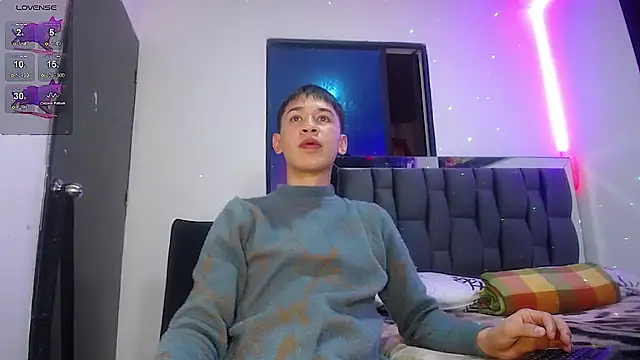 Snapshot of Mr_daren_ chatting on February 15, 2025, 5:17 pm Mr daren online show from February 15, 2025, 5:17 pm