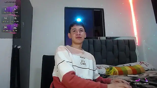 Snapshot of Mr_daren_ chatting on February 21, 2025, 5:42 pm Mr daren online show from February 21, 2025, 5:42 pm