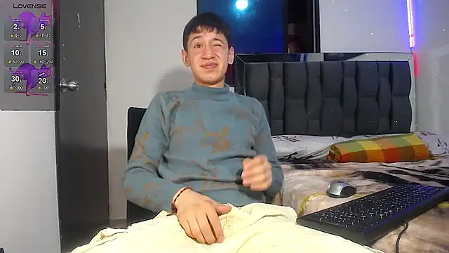 Snapshot of Mr_daren_ chatting on February 26, 2025, 7:16 pm Mr daren online show from February 26, 2025, 7:16 pm