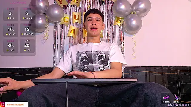 Snapshot of Mr_daren_ chatting on May 6, 2026, 6:02 pm Mr daren online show from May 6, 2026, 6:02 pm