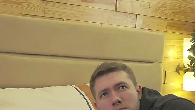 EthanPinkman online show from February 3, 2026, 4:32 am