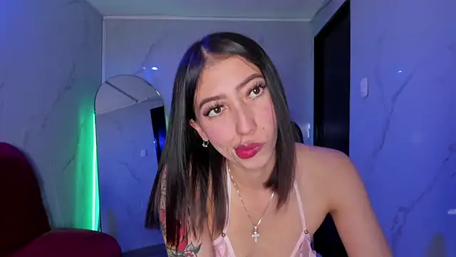 LilithCooperr  online show from October 4, 2025, 9:02 pm