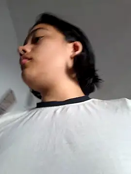 littlemelii online show from February 8, 2026, 8:12 pm