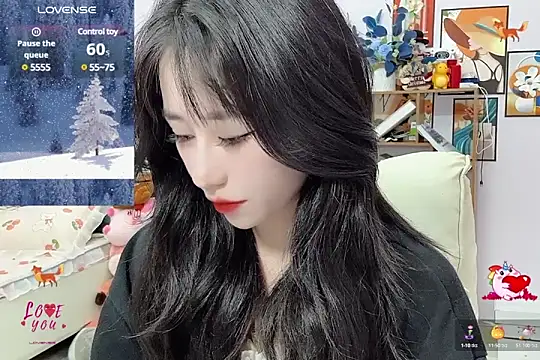  LLisa  online show from January 11, 2025, 10:51 pm