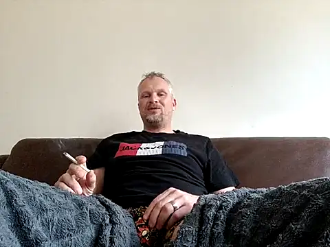 Heidemensch online show from March 20, 2025, 2:32 pm