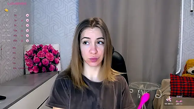 Naughty  Megan online show from February 12, 2025, 4:33 am