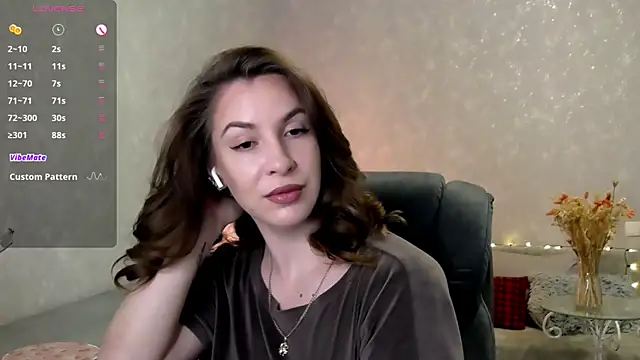 Naughty  Megan online show from May 30, 2026, 3:03 am