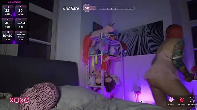 PinkHurricaneOfficial online show from February 27, 2025, 1:05 am