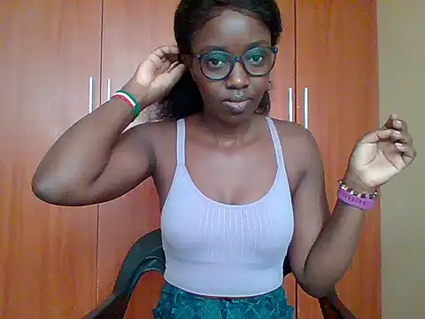 Snapshot of sexy_darleen23 chatting on May 1, 2026, 9:03 am sexy darleen23 online show from May 1, 2026, 9:03 am