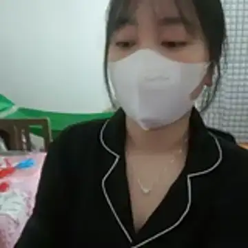 Kajisu 26 online show from November 18, 2025, 1:11 am