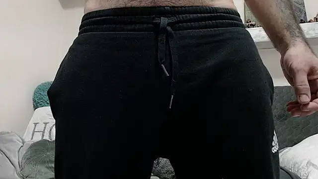 Snapshot of ivat80 chatting on December 24, 2024, 11:06 am ivat80 online show from December 24, 2024, 11:06 am