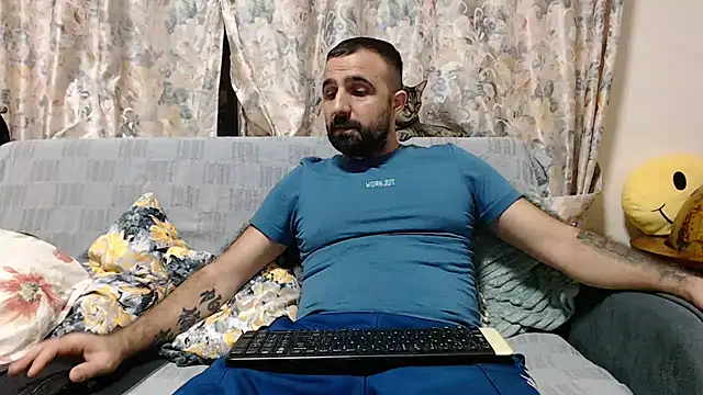 Snapshot of ivat80 chatting on February 2, 2025, 6:53 pm ivat80 online show from February 2, 2025, 6:53 pm