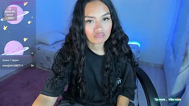 Riana Kean online show from January 28, 2025, 2:43 am