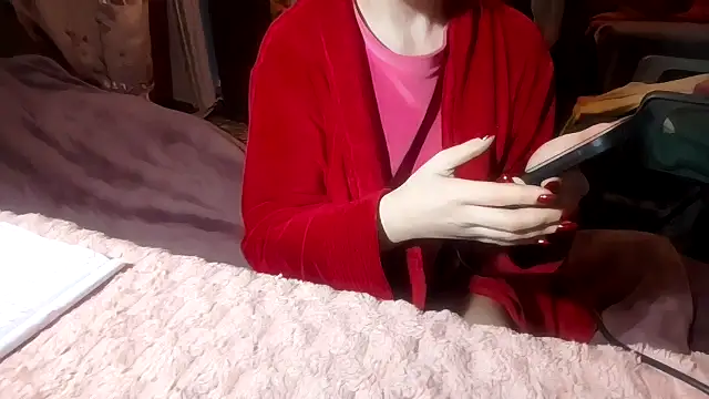  Kitti  online show from February 15, 2026, 3:31 pm