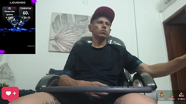 Snapshot of andy_dwels777 chatting on December 28, 2024, 12:24 pm andy dwels777 online show from December 28, 2024, 12:24 pm