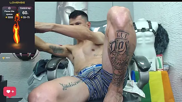 Snapshot of andy_dwels777 chatting on February 27, 2025, 1:59 am andy dwels777 online show from February 27, 2025, 1:59 am