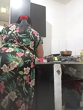 Shanttal0272 online show from February 20, 2025, 6:13 pm