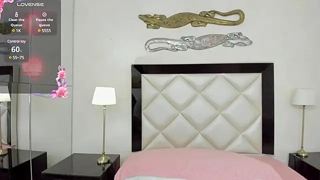 Snapshot of _luna__sweet_ chatting on February 8, 2025, 3:41 am luna sweet online show from February 8, 2025, 3:41 am