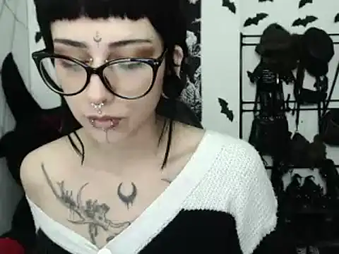 n0sferatus   online show from March 12, 2026, 1:56 am