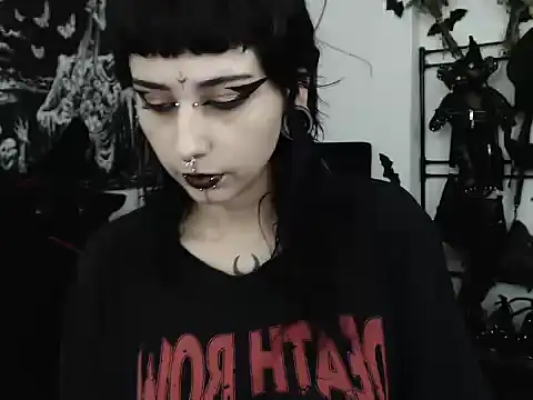 Snapshot of n0sferatus__ chatting on July 8, 2026, 3:11 am n0sferatus online show from July 8, 2026, 3:11 am