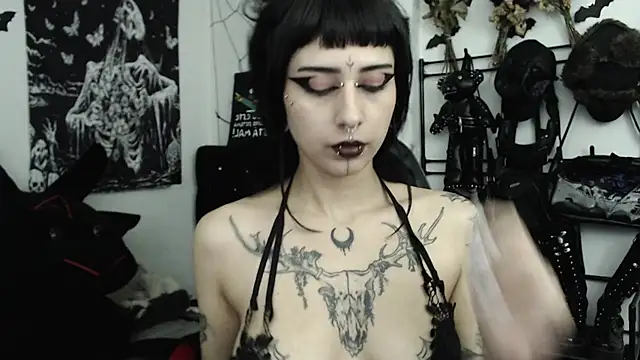 Snapshot of n0sferatus__ chatting on July 30, 2026, 3:49 am n0sferatus online show from July 30, 2026, 3:49 am
